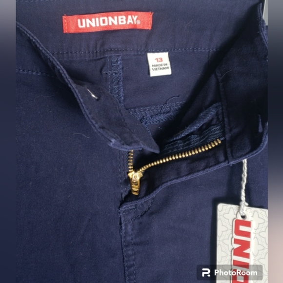 Unionbay Junior Twill Shorts - Size 13 - Picture 4 of 4